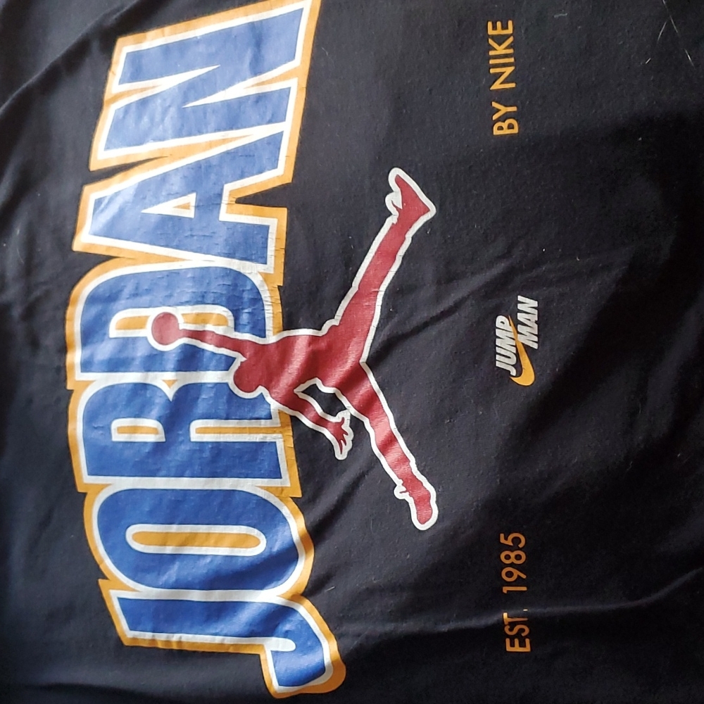 Jordan mens tshirt